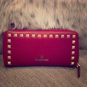 SALE!! Valentino Studded Wallet✨✨